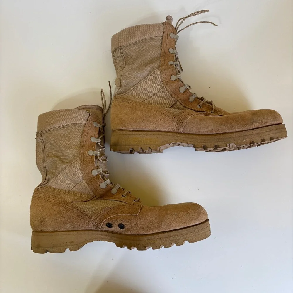 Military Combat Boots Mens‎ Size 12R Tan Suede Vibram Sole Tactical Desert Army